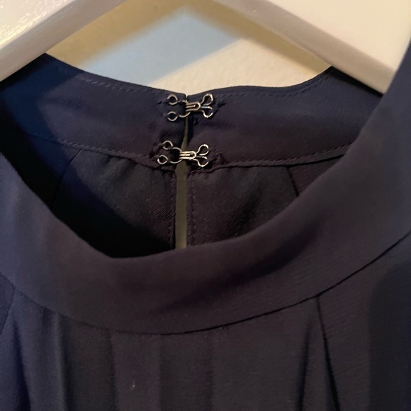 NWT BCBGENERATION Navy Blue Halter Pleated MIDI Dress Size XS - Picture 3 of 6